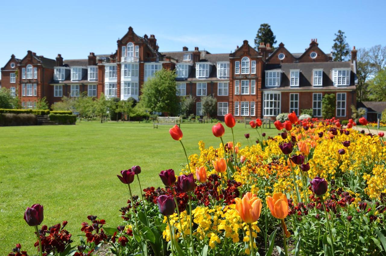 Newnham College - University Of Cambridge Εξωτερικό φωτογραφία