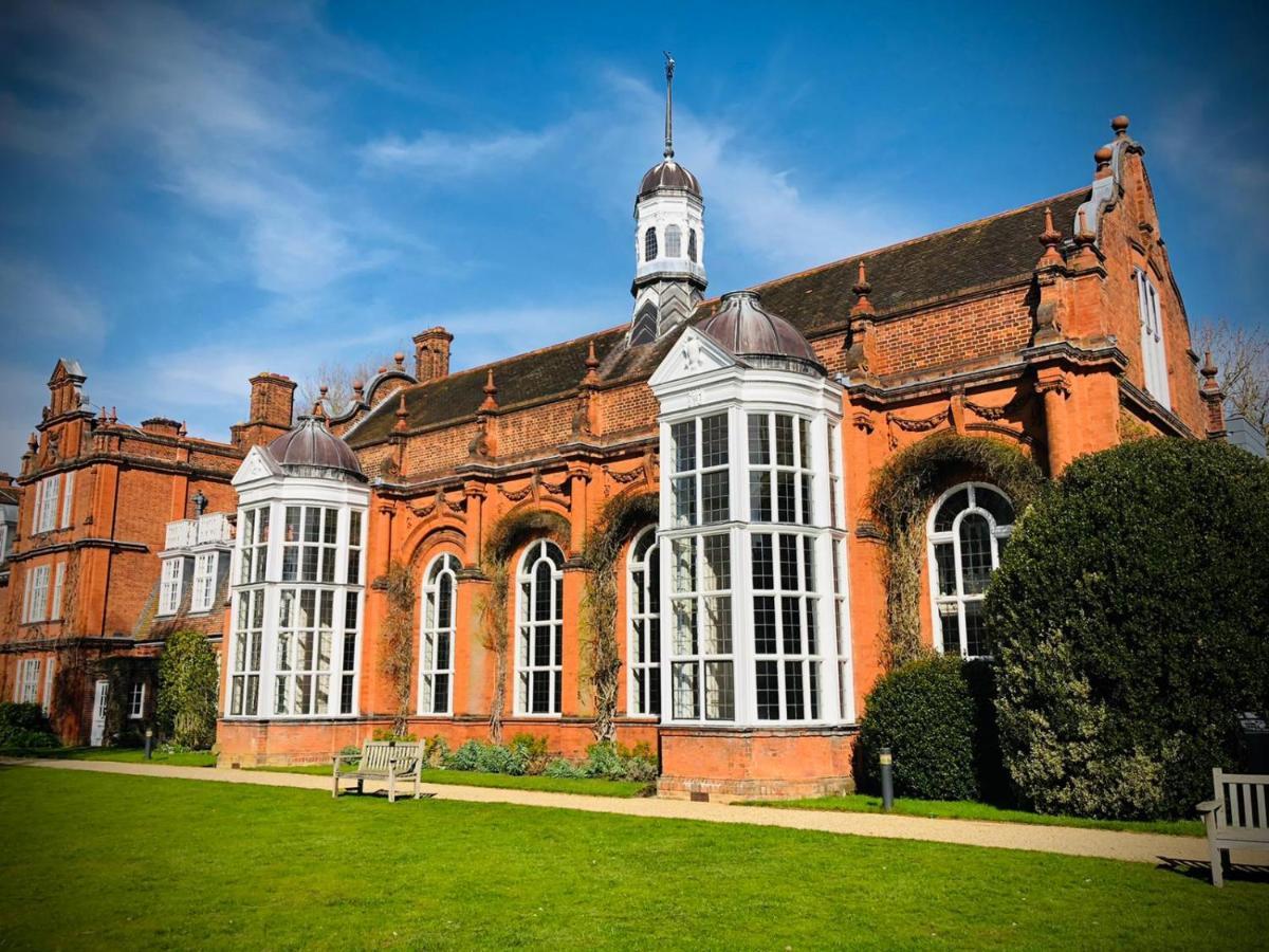 Newnham College - University Of Cambridge Εξωτερικό φωτογραφία