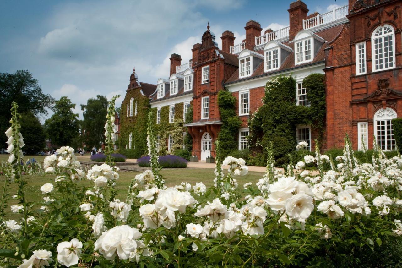 Newnham College - University Of Cambridge Εξωτερικό φωτογραφία