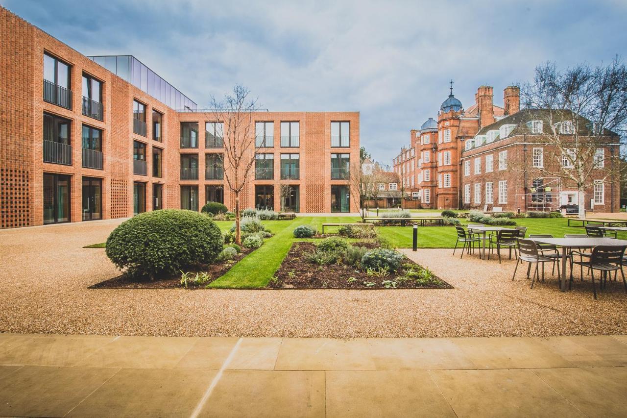 Newnham College - University Of Cambridge Εξωτερικό φωτογραφία