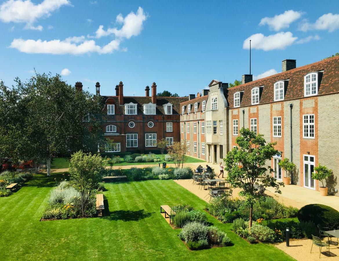 Newnham College - University Of Cambridge Εξωτερικό φωτογραφία